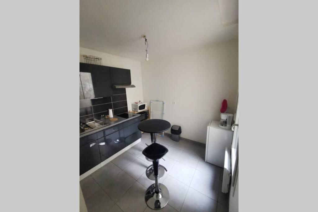 Emile Zola Apartment Reims Exterior photo